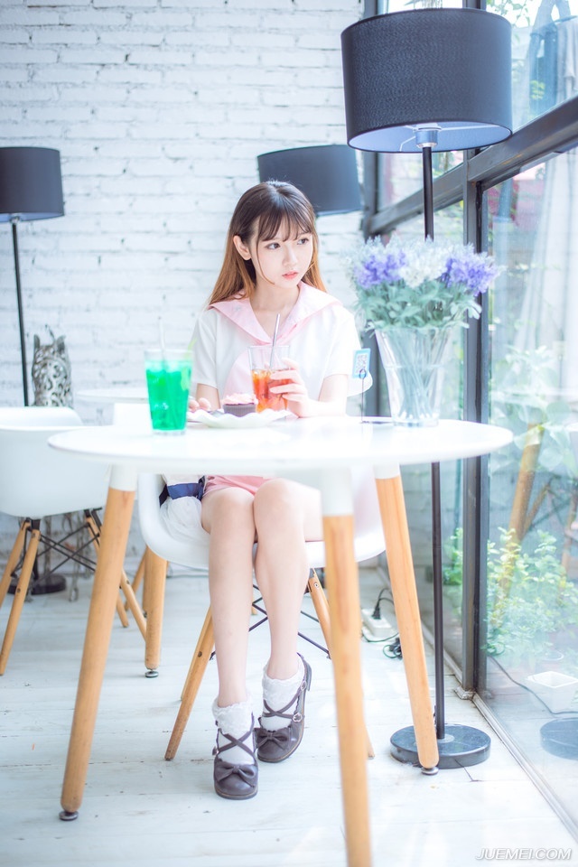 我终于明白我的生命在爱我的人眼里是多么的重要……我的爱有多长，我的牵挂与不舍也就有多长。